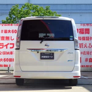 SERENA　セレナ　ハイウェイスターG S-HYBRID エアロモード