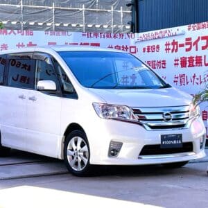 SERENA　セレナ　ハイウェイスター　Ｖセレクション【特別仕様車グレード】