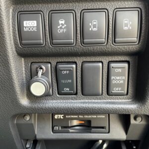 ELGRAND エルグランド 250ハイウェイスター 【総合評価優良車】