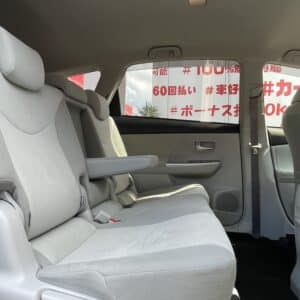PRIUSα　プリウスα Ｓ【カスタム】【総合評価優良車】