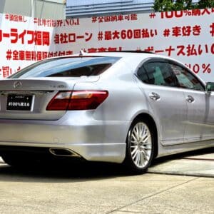 LEXUS　レクサス　LS460　バージョンSZ・Iパッケージ【カスタム】