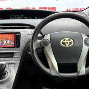 PRIUS　プリウス　S【後期型】