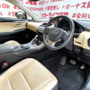 LEXUS レクサス ＮＸ300h バージョンL