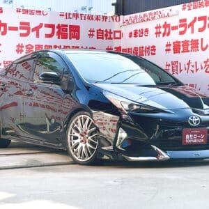 PRIUS プリウス　Sツーリングセレクション【カスタム】