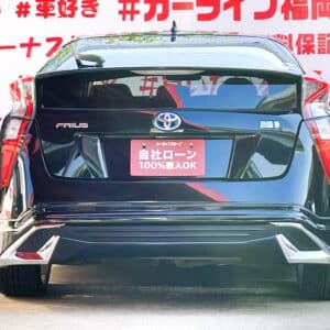 PRIUS プリウス　Sツーリングセレクション【カスタム】