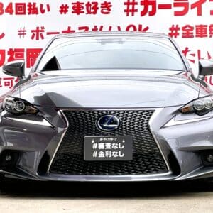 LEXUS　レクサス　IS300h　Fスポーツ　【カスタム】