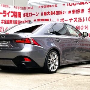 LEXUS　レクサス　IS300h　Fスポーツ　【カスタム】