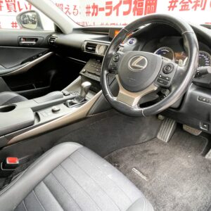 LEXUS　レクサス　IS300ｈ　＂ハイブリッド車＂【総合評価優良車】