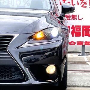 LEXUS　レクサス　IS３００h