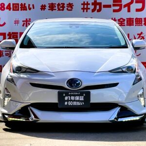 PRIUS プリウス　S【カスタム】