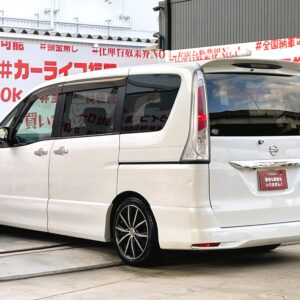 SERENA　セレナ　ハイウェイスター【総合評価優良車】【カスタム】