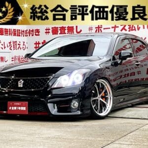 CROWN　クラウン　ハイブリッド【総合評価優良車】【カスタム】