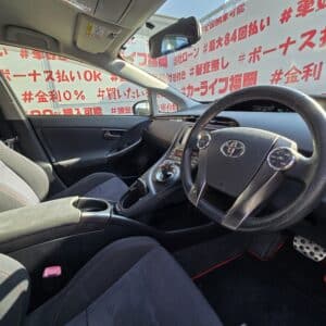 PRIUS　プリウス　Sツーリングセレクション　G’ｓ【特別仕様車】【カスタム】