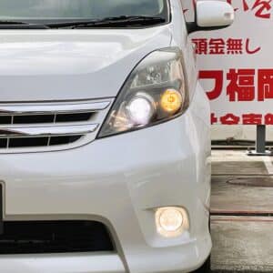 ISIS　アイシス　プラタナ　リミテッド【特別仕様車】【総合評価優良車】