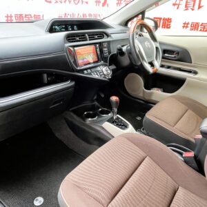 AQUA　アクア　G【総合評価優良車】【カスタム】