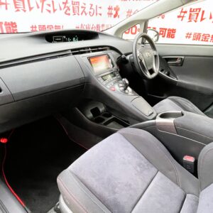 PRIUS　プリウス　Sツーリングセレクション　G’ｓ【特別仕様車】【カスタム】