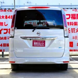 SERENA　セレナ　ハイウェイスター Vセレクション【総合評価優良車】【特別仕様車】