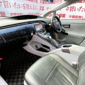 PRIUS　プリウス　S【後期型】【総合評価優良車】【カスタム】