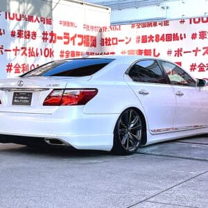 LEXUS　レクサス　LS460　バージョンSZ　＂中期型＂【総合評価優良車】【カスタム】