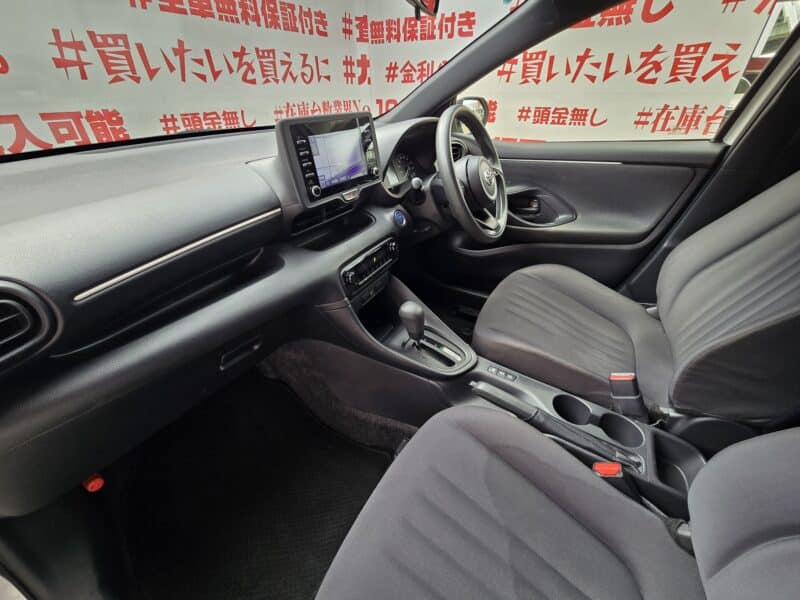 YARIS ヤリス ハイブリッドX 【総合評価優良車】