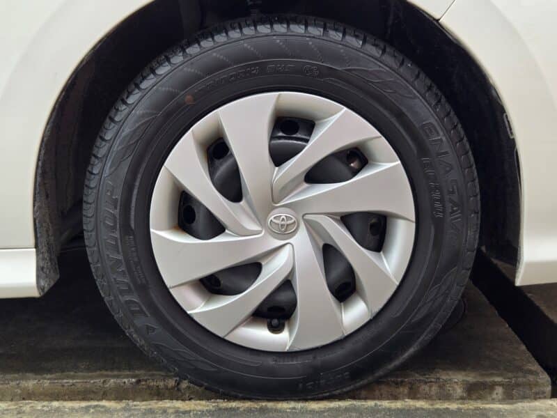 YARIS ヤリス ハイブリッドX 【総合評価優良車】