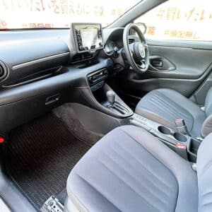 YARIS 　ヤリス　ハイブリッドX　【総合評価優良車】