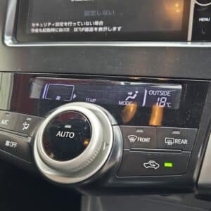 PRIUSα　プリウスα　Ｓツーリングセレクション　【総合評価優良車】