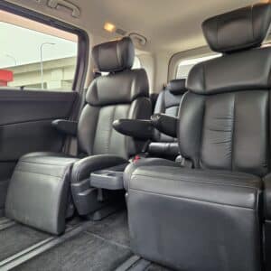ELGRAND エルグランド　ライダー ブラックライン 黒本革マニュアルシート　【特別仕様車】