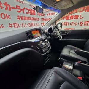 ELGRAND エルグランド　ライダー ブラックライン 黒本革マニュアルシート　【特別仕様車】