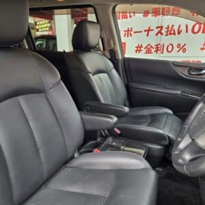 ELGRAND エルグランド　ライダー ブラックライン 黒本革マニュアルシート　【特別仕様車】