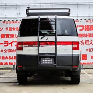 DELICA　デリカD5　パワースライドエクシード８人乗り　【カスタム】【総合評価優良車】