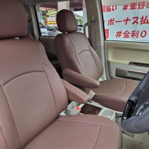 DELICA　デリカD5　パワースライドエクシード８人乗り　【カスタム】【総合評価優良車】