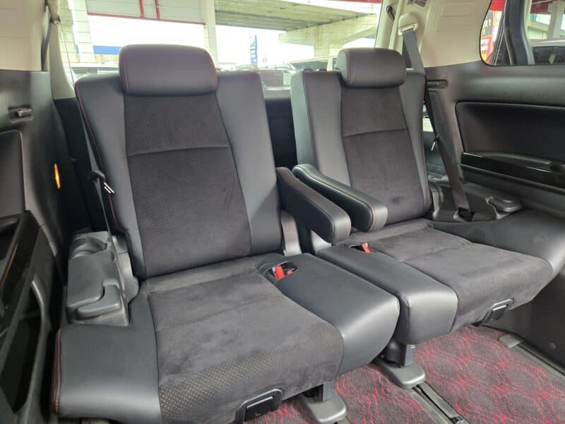 VELLFIRE ヴェルファイア 2.4Zゴールデンアイズ 【後期型】【特別仕様車】