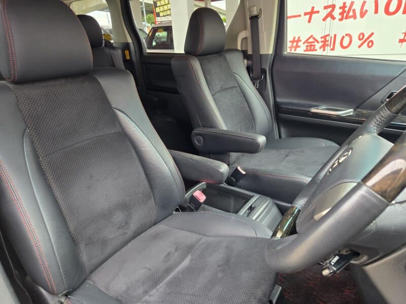 VELLFIRE ヴェルファイア 2.4Zゴールデンアイズ 【後期型】【特別仕様車】