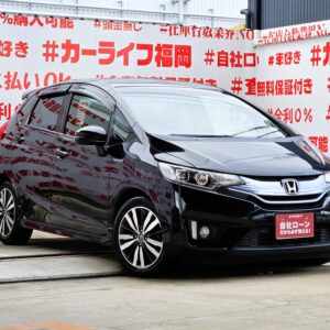 FIT　フィット　HV　Sパッケージ　【ユーザー買取車】
