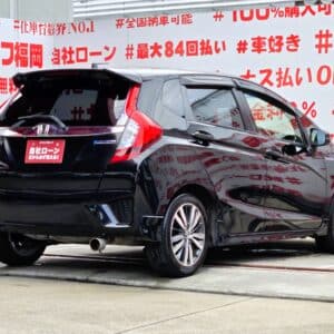 FIT　フィット　HV　Sパッケージ　【ユーザー買取車】