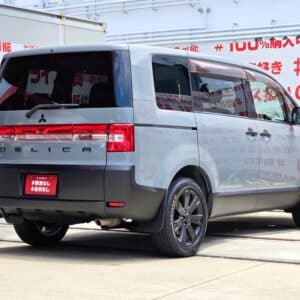 DELICA　デリカD5　エクシード　【カスタム】【特別仕様車】【総合評価優良車】
