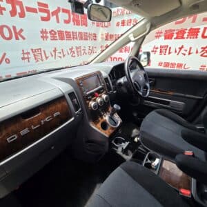 DELICA　デリカD5　エクシード　【カスタム】【特別仕様車】【総合評価優良車】