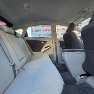PRIUS　プリウス　S LEDエディション【特別仕様車】