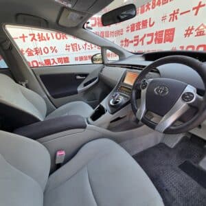 PRIUS　プリウス　S LEDエディション【特別仕様車】