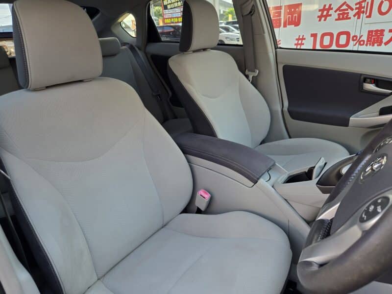 PRIUS プリウス S LEDエディション【特別仕様車】