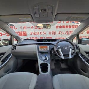 PRIUS　プリウス　S LEDエディション【特別仕様車】