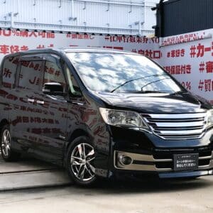 SERENA　セレナ　ライダーブラックラインS-HV【特別仕様車】
