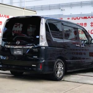 SERENA　セレナ　ライダーブラックラインS-HV【特別仕様車】