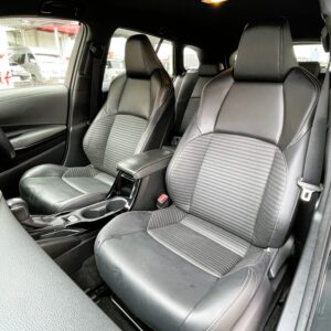 COROLLA TOURING　カローラツーリング　ハイブリッドW×B【総合評価優良車】