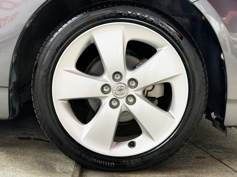 PRIUS プリウス S LEDエディション【特別仕様車】