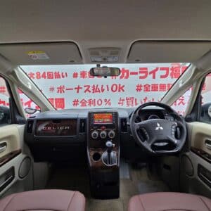 DELICA　デリカD5　パワースライドエクシード８人乗り　【カスタム】【総合評価優良車】