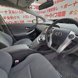PRIUS　プリウス　S ツーリングセレクション