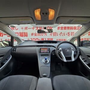 PRIUS　プリウス　S ツーリングセレクション