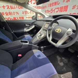 PRIUS　プリウス　S【後期型】【カスタム】【ユーザー買取車】